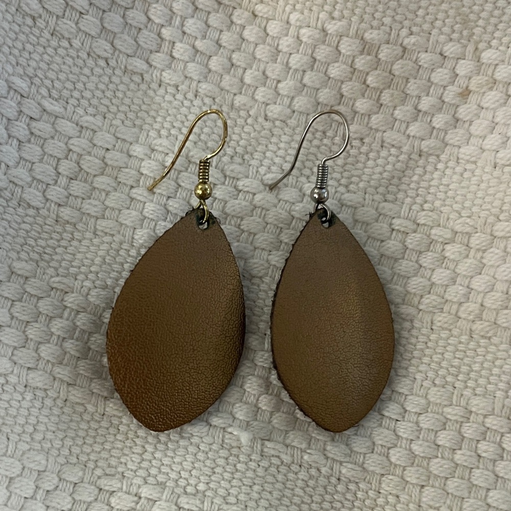 Elegant Golden Brown Leather Teardrop Earrings